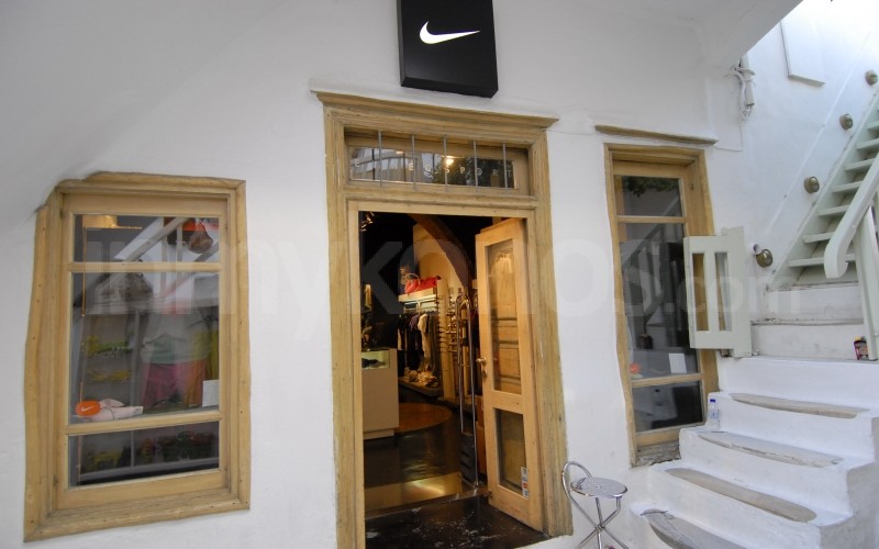 Nike Fashion Store, Shopping in Mykonos