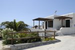 Manoulas Apartments - Mykonos Rooms & Apartments with a parking