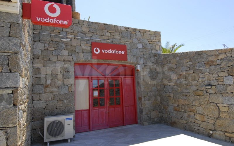 Vodafone - _MYK2469 - Mykonos, Greece